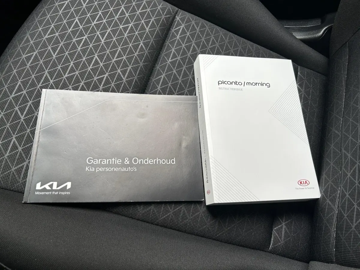 1.0 DPi DynamicPlusLine | Apple Carplay / Android Auto | Navigatiesysteem | Lichtsensor | Parkeersensoren + Camera Achter | Cruise Control | Climate Control | 15"Lichtmetalen Velgen