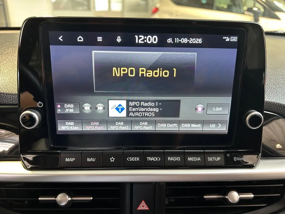 1.0 DPi DynamicPlusLine | Apple Carplay / Android Auto | Navigatiesysteem | Lichtsensor | Parkeersensoren + Camera Achter | Cruise Control | Climate Control | 15"Lichtmetalen Velgen