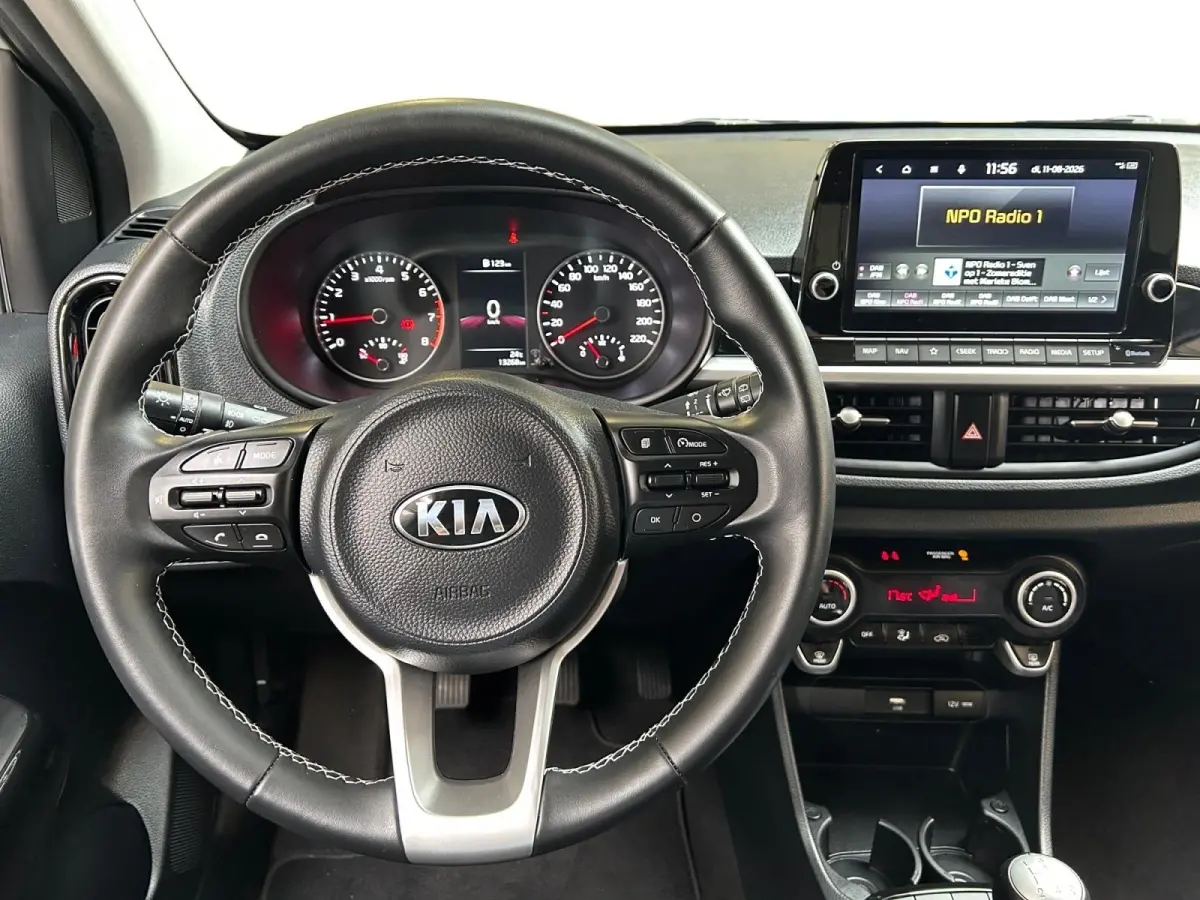 1.0 DPi DynamicPlusLine | Apple Carplay / Android Auto | Navigatiesysteem | Lichtsensor | Parkeersensoren + Camera Achter | Cruise Control | Climate Control | 15"Lichtmetalen Velgen