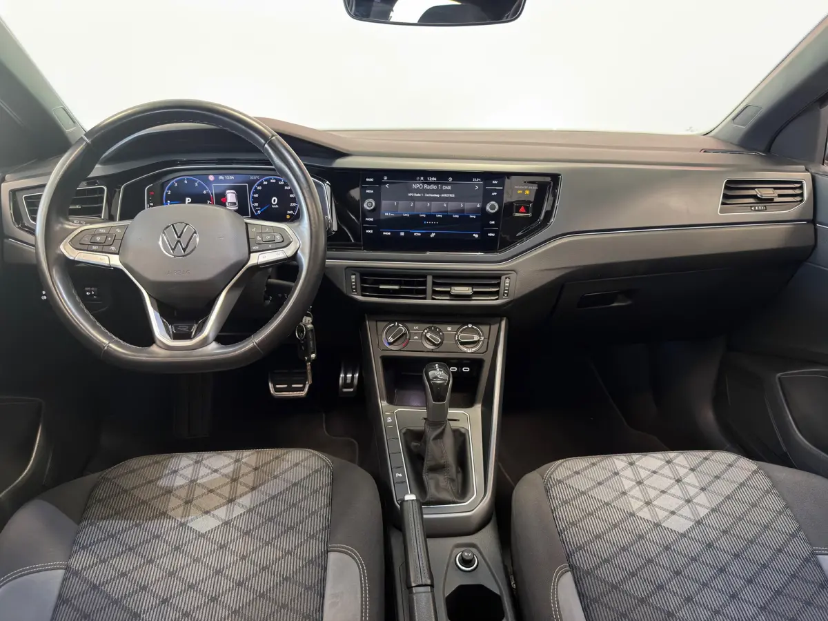 1.0 TSI R-LINE| PANORAMADAK | LED | VR-COCKPIT | CRUISE