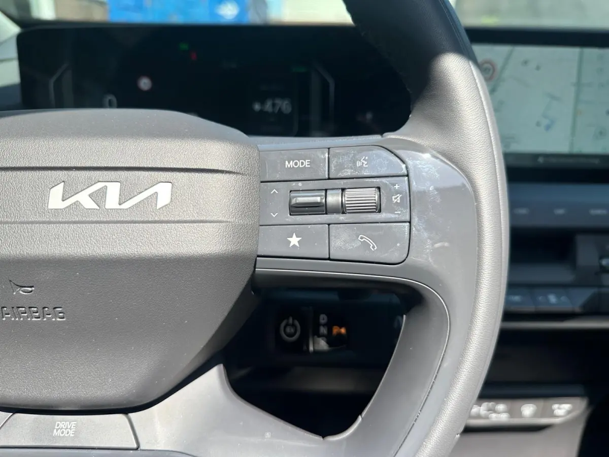 Plus Advanced 81.4 kWh | NIEUWE AUTO | Panorama dak | geventileerde stoelen | leder |
