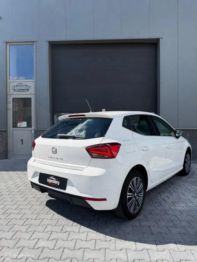 1.0 TSI Excellence|CarPlay|Adap. Cruise|Stoelverw