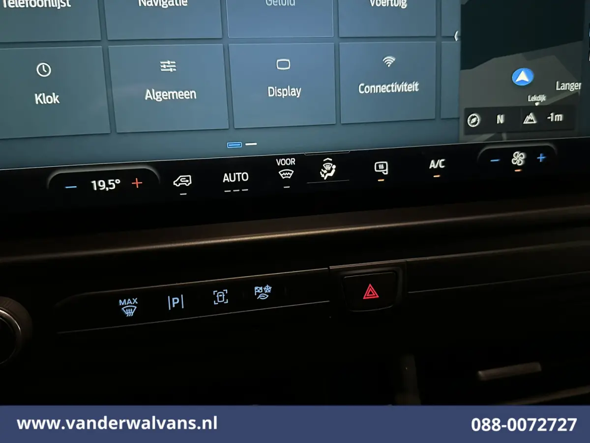 2.0 TDCI 136pk L2H1 Euro6 Airco | Camera | Navigatie | Apple Carplay | LED | Cruisecontrol Android Auto, 2800kg trekhaak, Parkeersensoren, Verwarmde voorruit, Bijrijdersbank