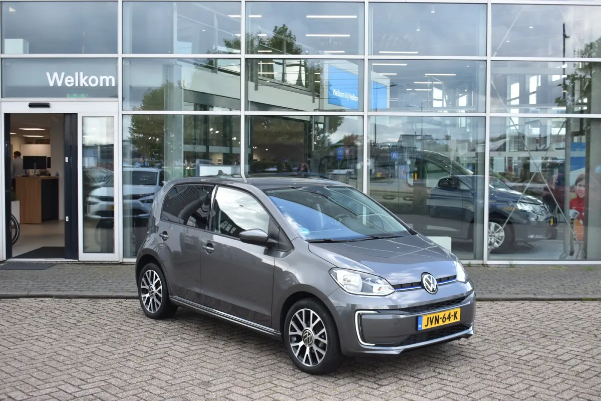 83PK Style CCS | CLIMATECONTROL | CAMERA | 15 INCH | STOEL + VOORRAAM VERW. | LED