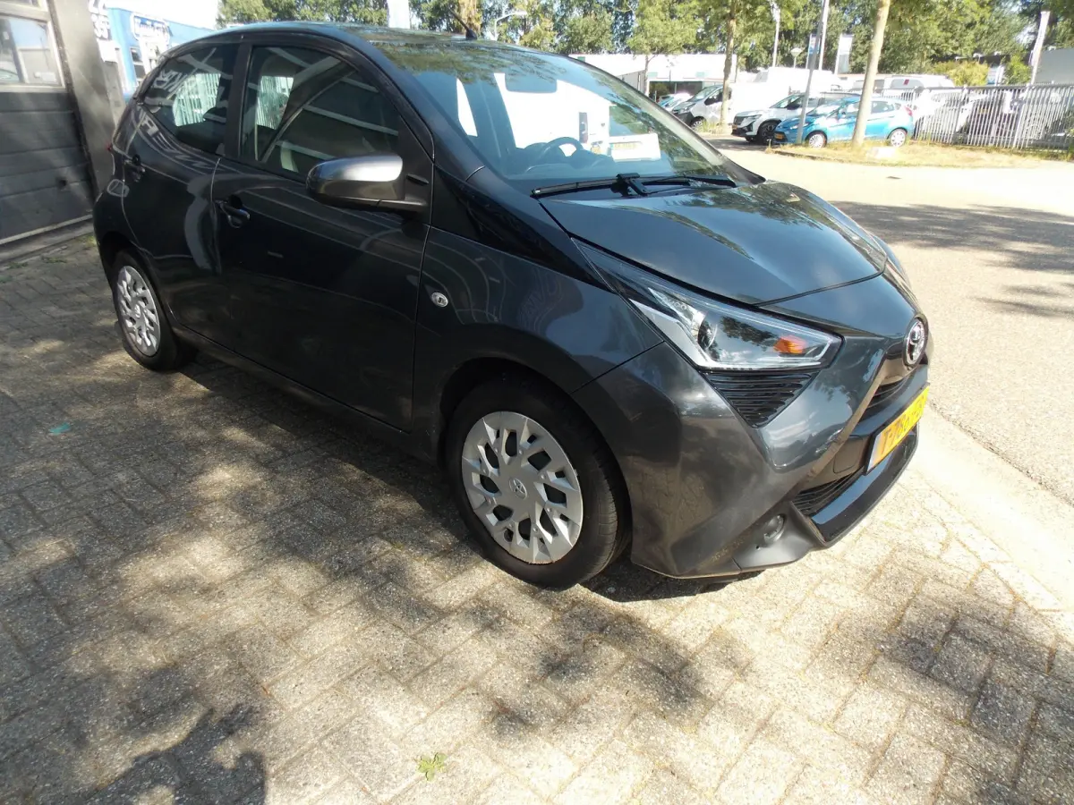 1.0 VVT-i x-otic Automaat Airco Camera Elek Pakket 5Deurs 2022bj GARANTIE