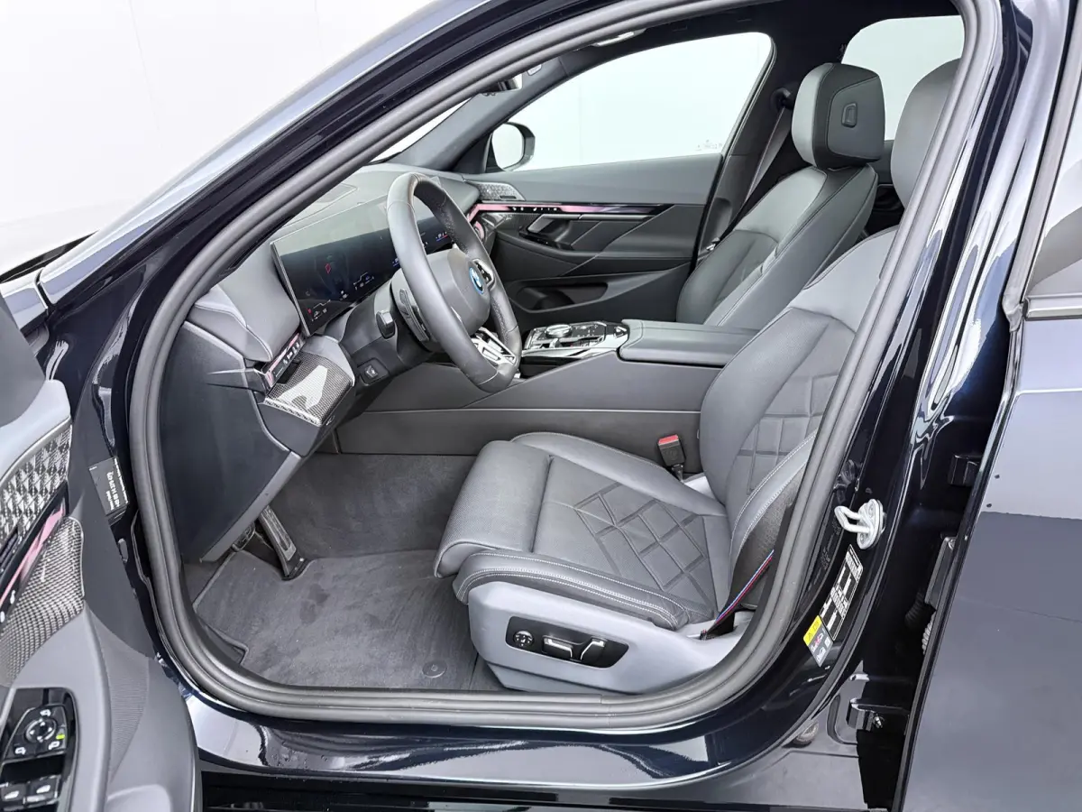 550e xDrive M Sport Pro | SoH 100% | Panoramadak | Trekhaak | Bowers &Wilkins | Driving Assistant Professional