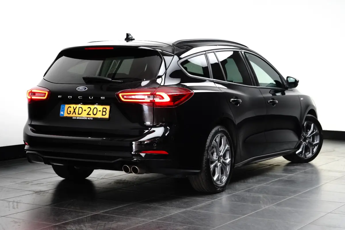 1.0 EcoBoost Hybrid ST Line | Cruise Control | Winterpack | Parkeersensoren Voor/Achter | Apple Carplay/Android Auto | Lichtmetalen velgen | Apple Carplay/Android Auto|telefoonintegratie pre