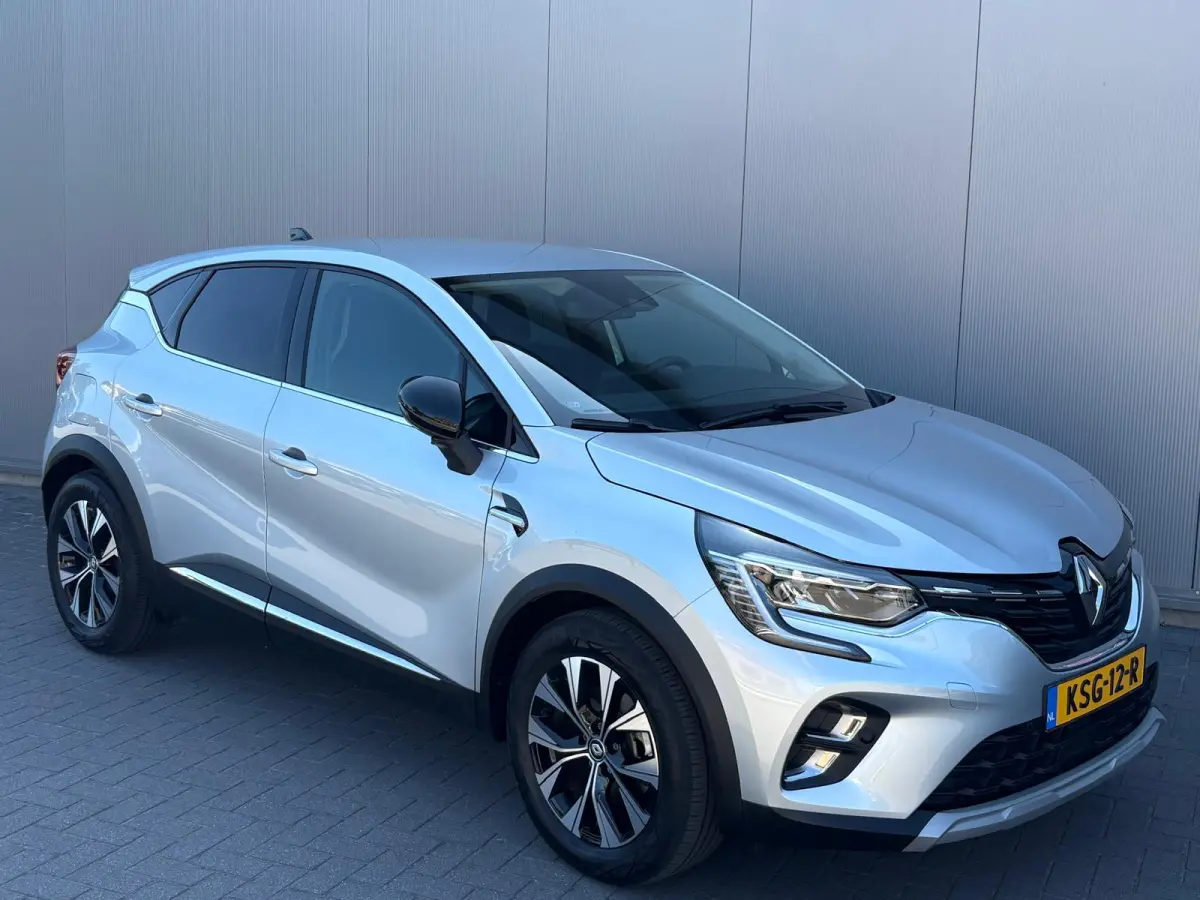 1.6 E-Tech Hybrid 145PK Automaat Techno Trekhaak/Gr.-navigatie/Camera/Parkeerhulp/Carplay-android