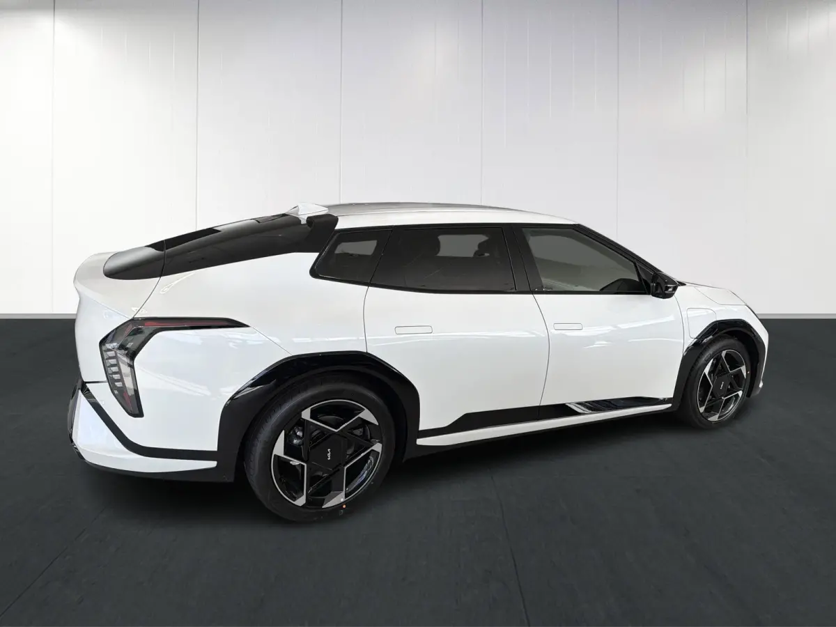 GT-Line Business Edition 81.4 kWh | Stoel- en stuurwielverwarming | Adaptieve Cruisecontrol | Privacy glass | Achteruitrijcamera | Elektrisch verstelbare voorstoelen |