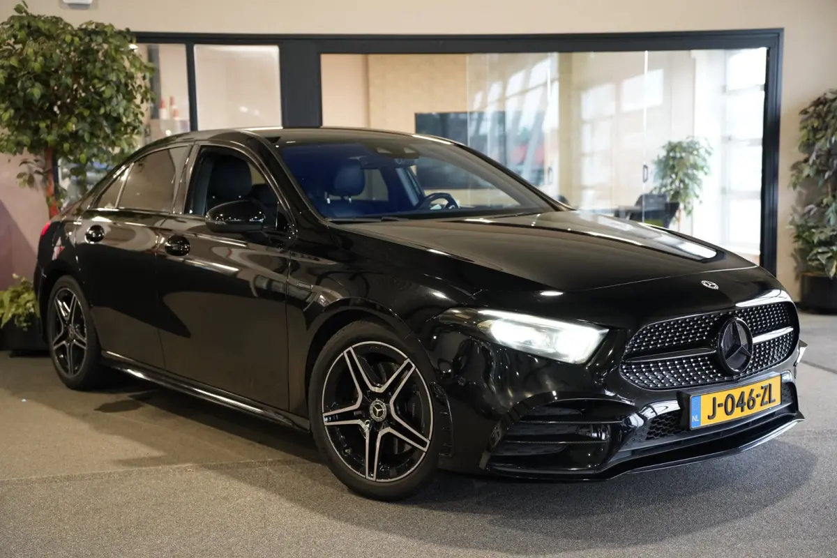 250 e Business Solution AMG Navi Cruise CAM Ambient