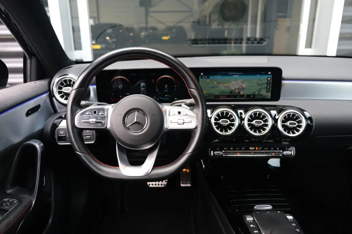 250 e Business Solution AMG Navi Cruise CAM Ambient