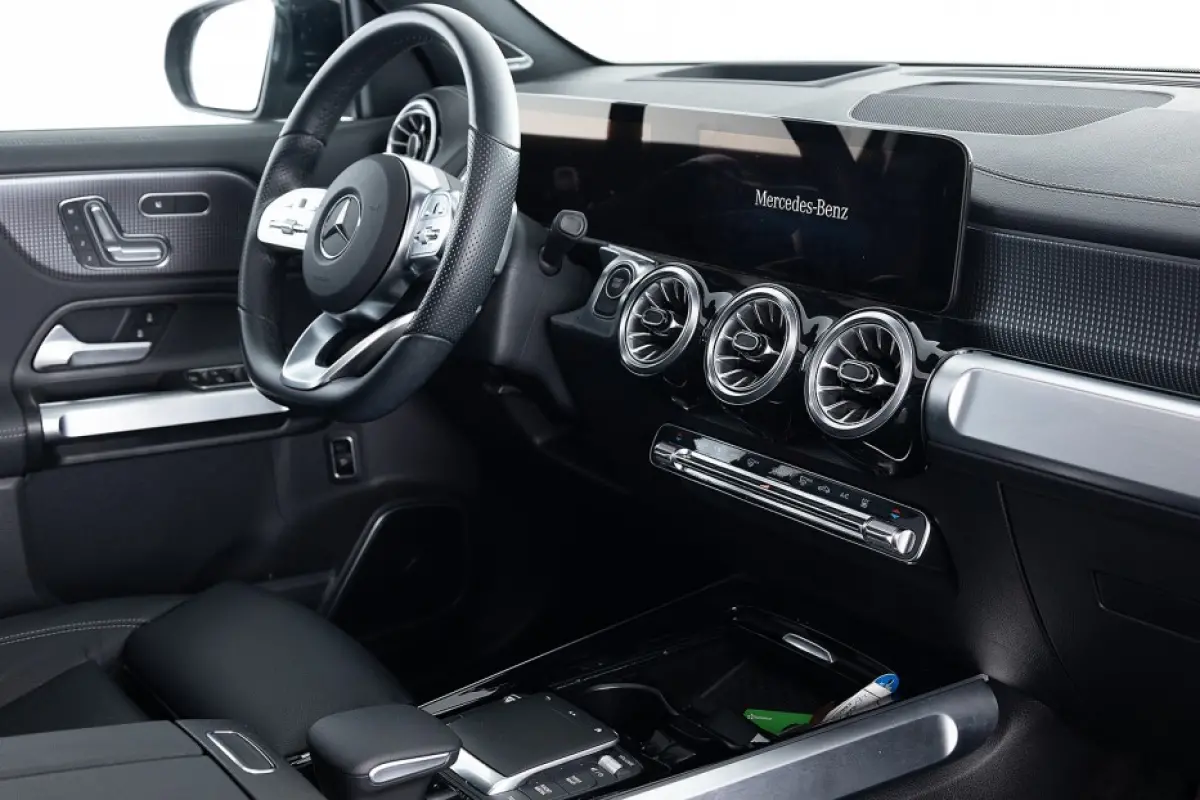 250 AMG Line 67kwh 7-PERSOONS | PANORAMA | AMBIENT LIGHT | SOH:99,4% |