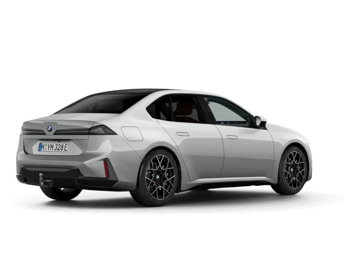 50 xDrive First Edition | M Sportpakket | Panoramadak | Harman Kardon | Digital Pack