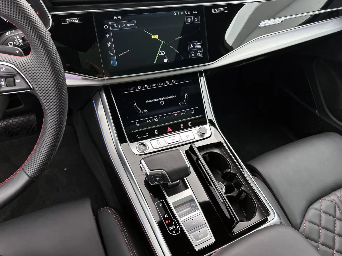 60 TFSI e quattro Pro Line S Competition 490 PK | Adaptive cruise control | Glazen panoramadak | Bang & Olufsen | Head-up display | Luchtvering | 360 graden camera | Alarm Klasse III | HD-ma