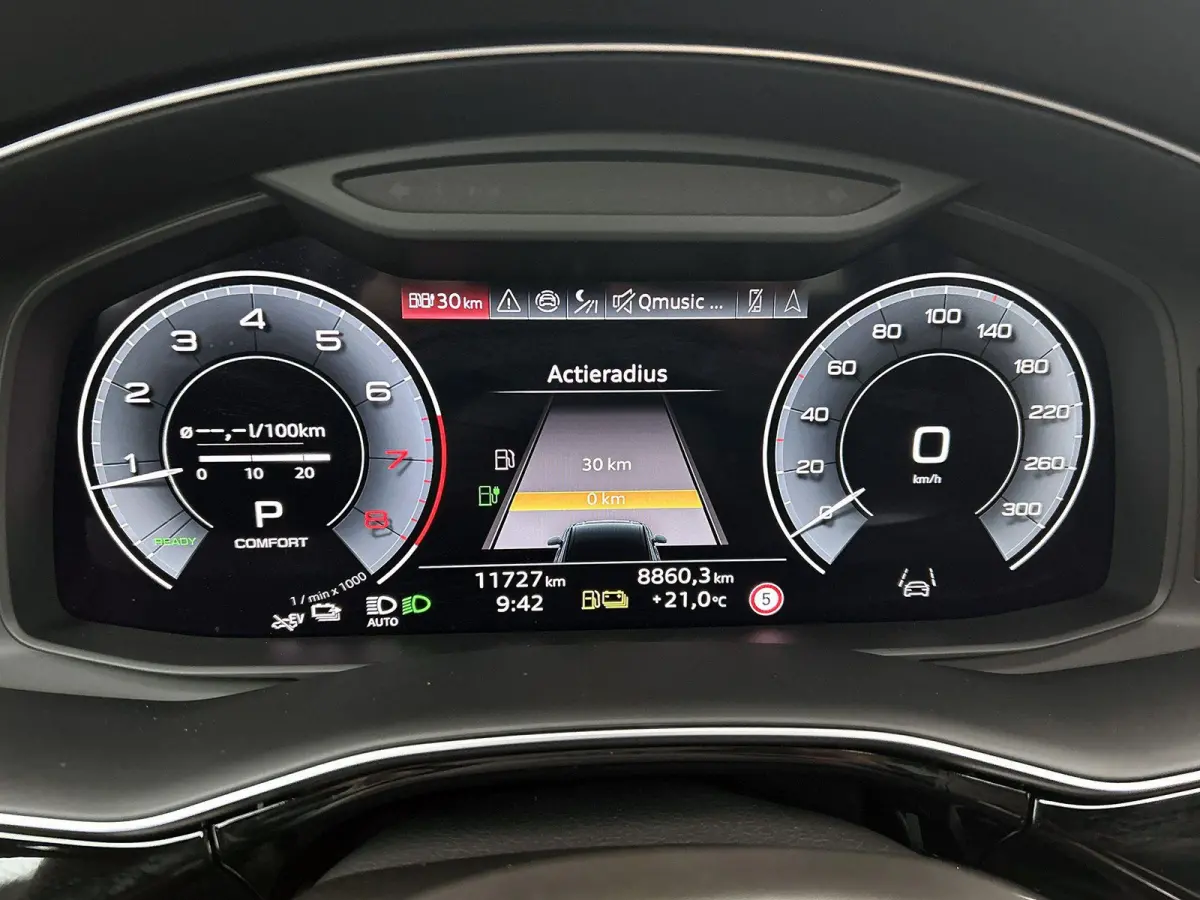 60 TFSI e quattro Pro Line S Competition 490 PK | Adaptive cruise control | Glazen panoramadak | Bang & Olufsen | Head-up display | Luchtvering | 360 graden camera | Alarm Klasse III | HD-ma