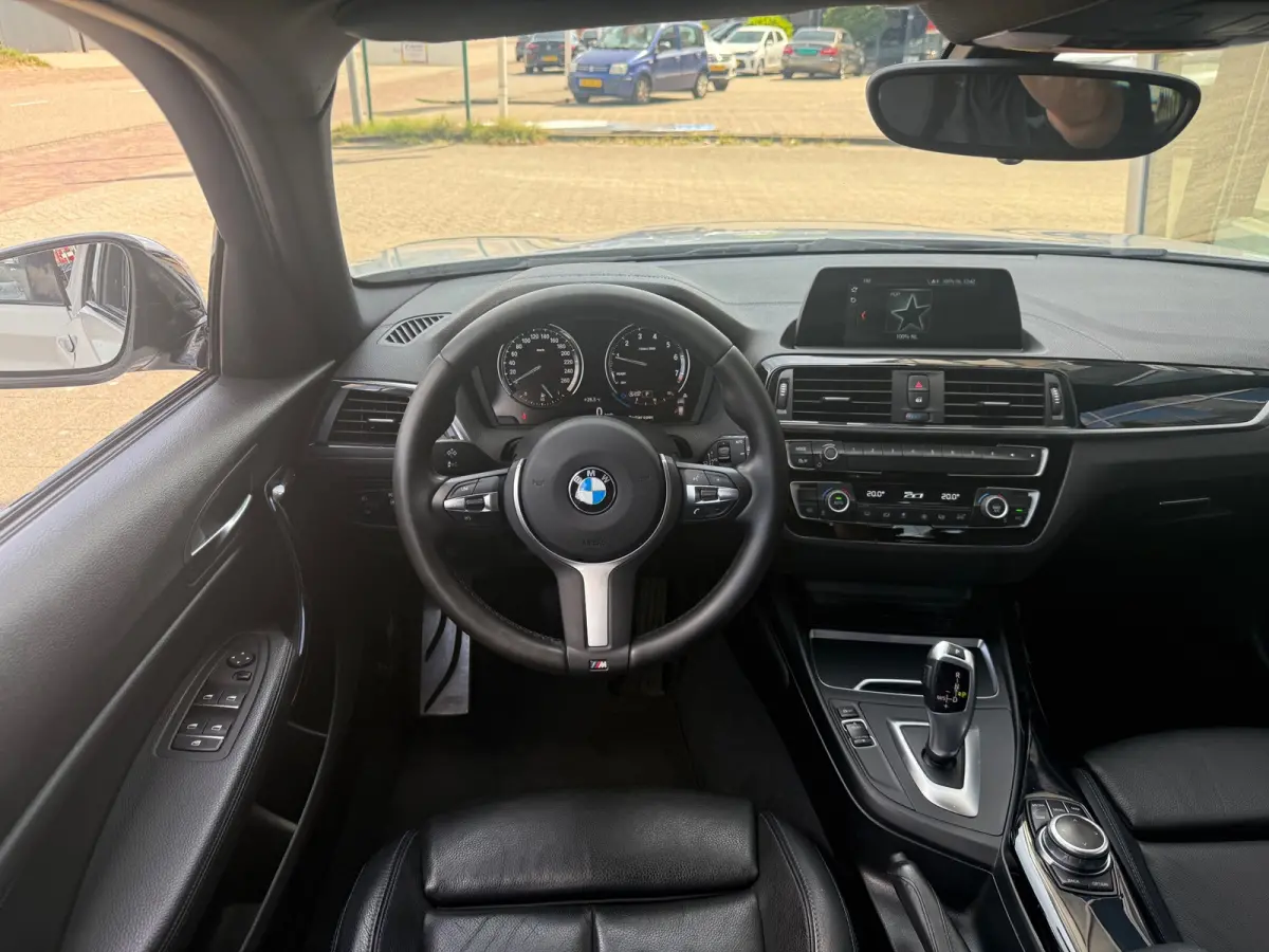 118i M Sport Lease Executive