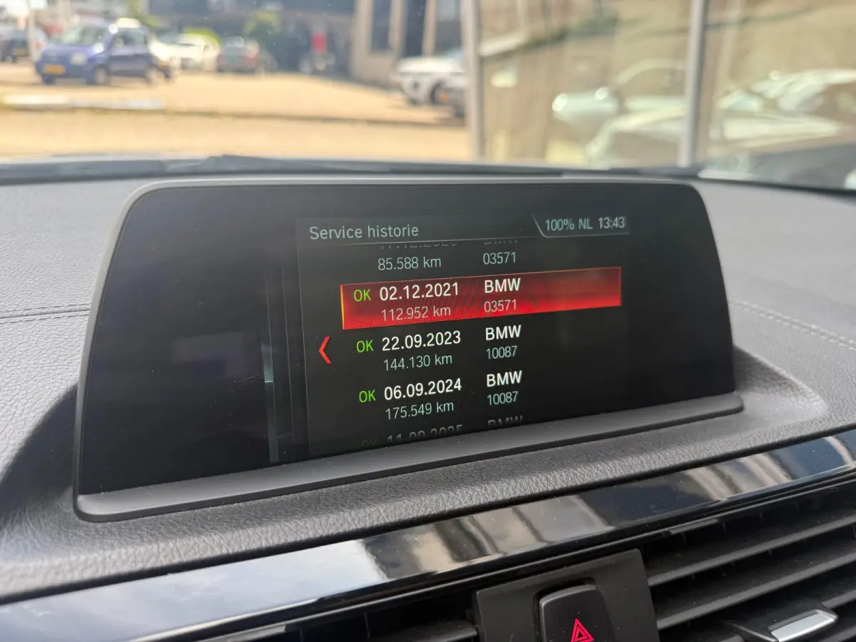 118i M Sport Lease Executive