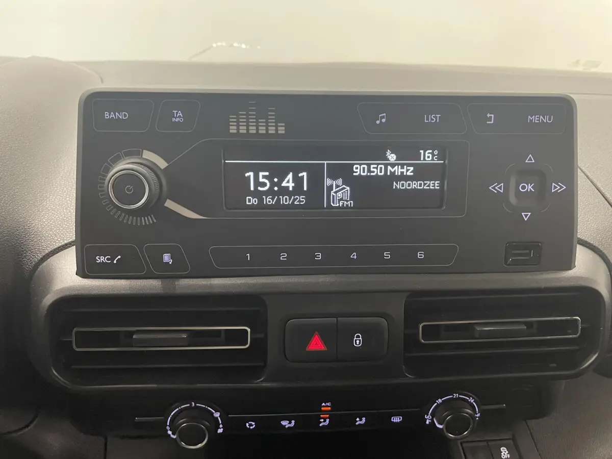 1.2 Turbo L2H1 110 pk 7persoons Life Airco Cruise Control DAB