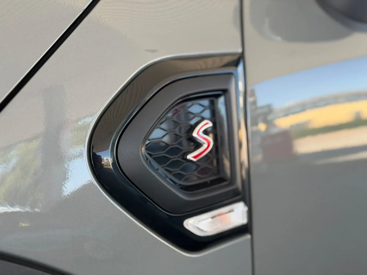 Cooper S ALL4 JCW Hammersmith (Dealer OndH, Panorama, Head-up, StoelV, Carplay, Camera, Leder, Addapt Cruise, Etc)