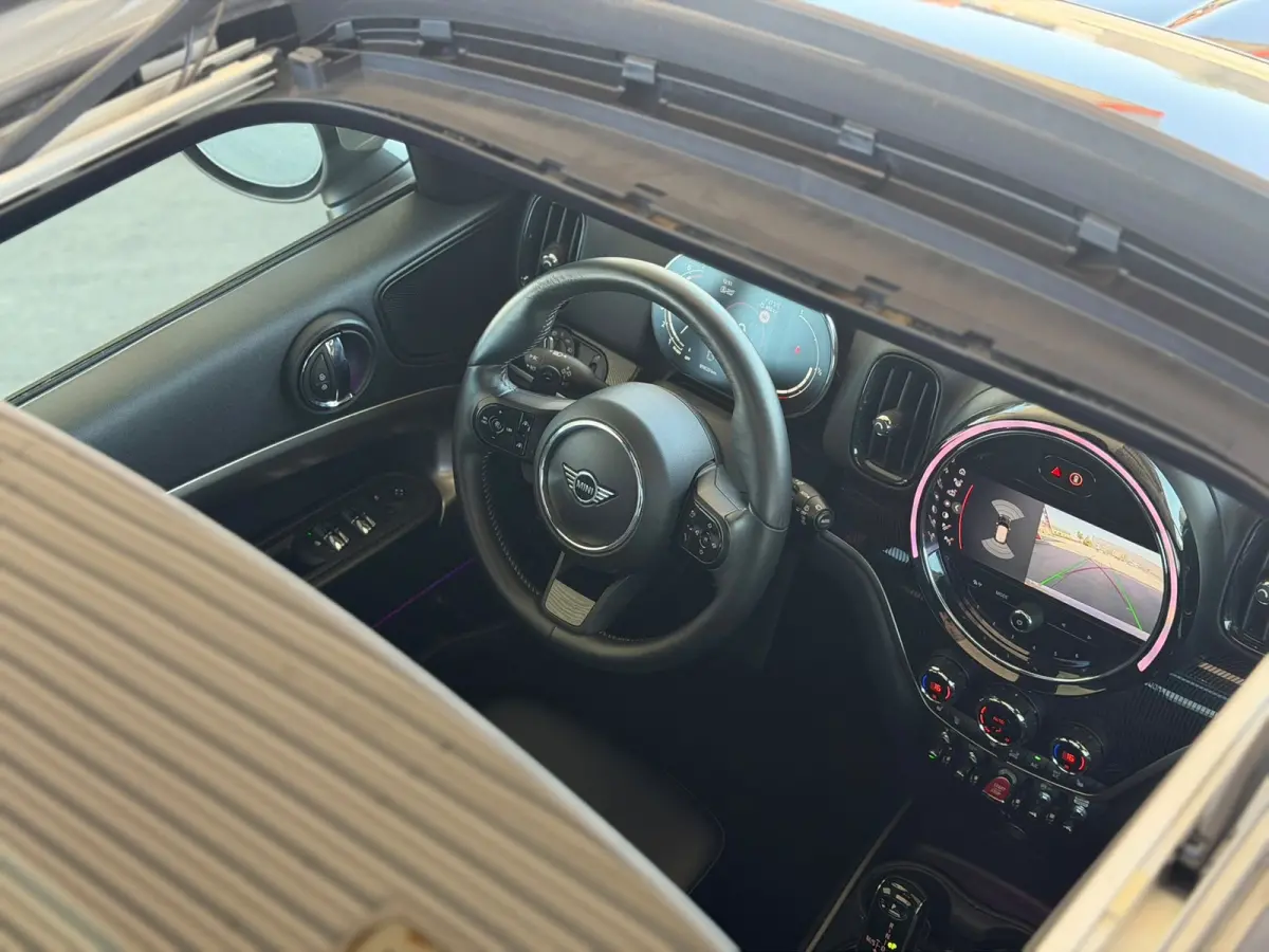 Cooper S ALL4 JCW Hammersmith (Dealer OndH, Panorama, Head-up, StoelV, Carplay, Camera, Leder, Addapt Cruise, Etc)