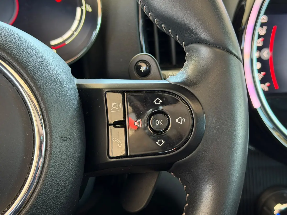 Cooper S ALL4 JCW Hammersmith (Dealer OndH, Panorama, Head-up, StoelV, Carplay, Camera, Leder, Addapt Cruise, Etc)