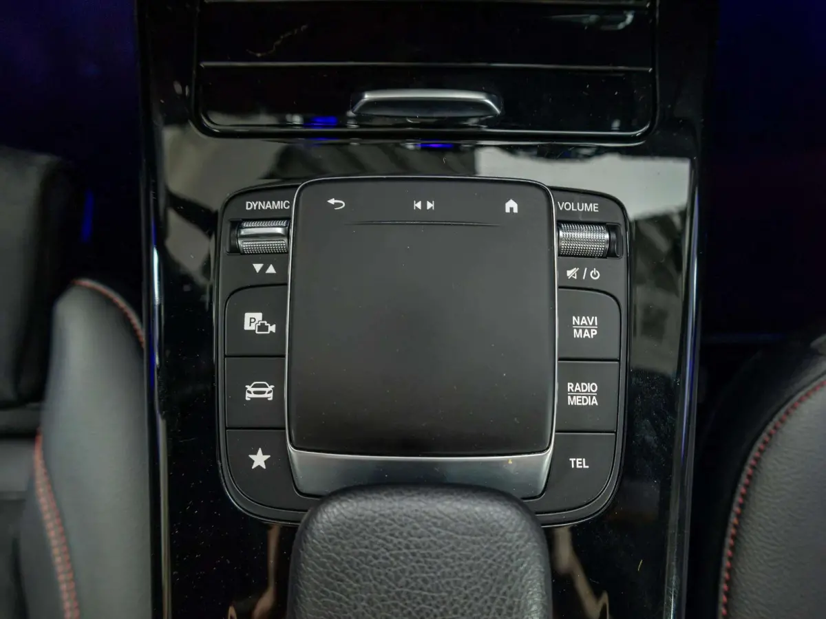 Hatchback 250 e Business Solution AMG Limited | Panorama dak | Trekhaak