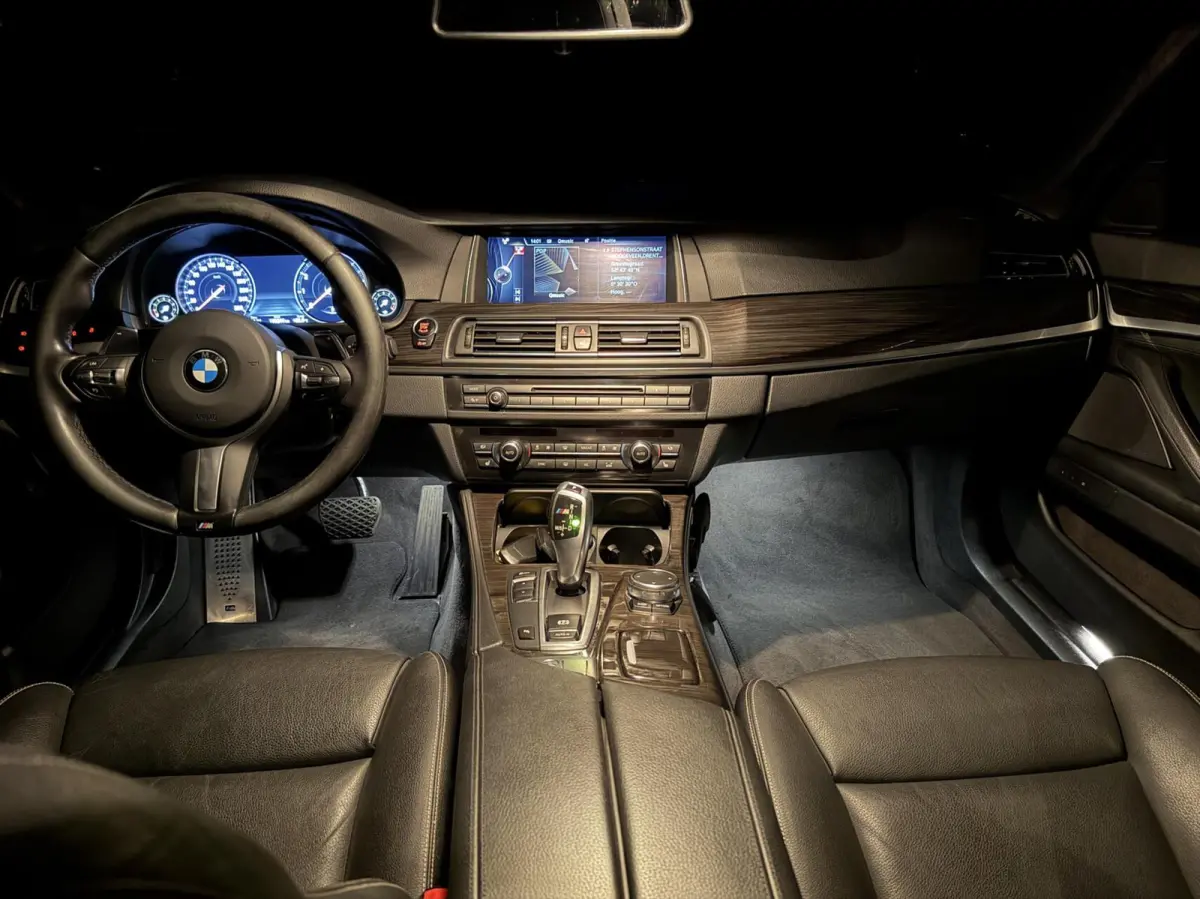 520i M-Sport pakket, blauw, automaat