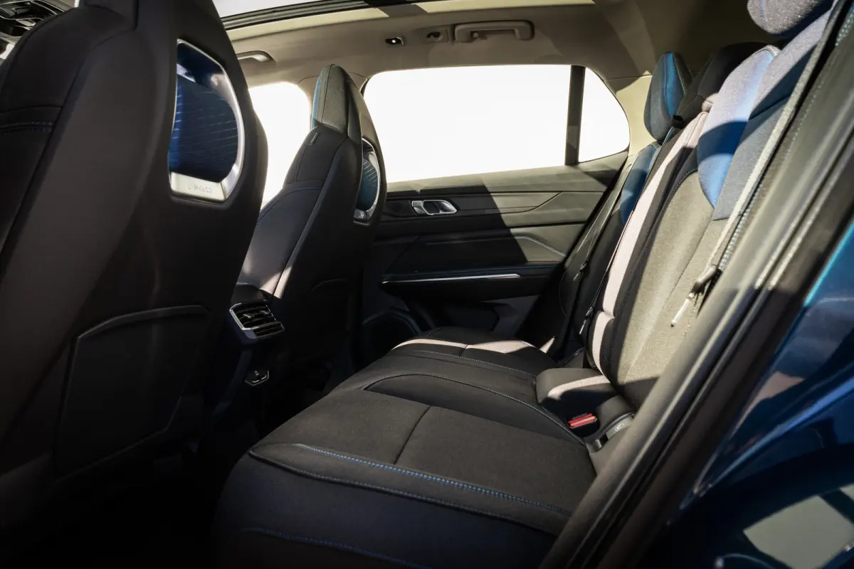 1.5 Plug-in Hybrid 262 Pk I Trekhaak | Panoramadak I Adapt. Cruise | Full Map Navi I Carplay I 20 inch. LMV l 1e eigenaar