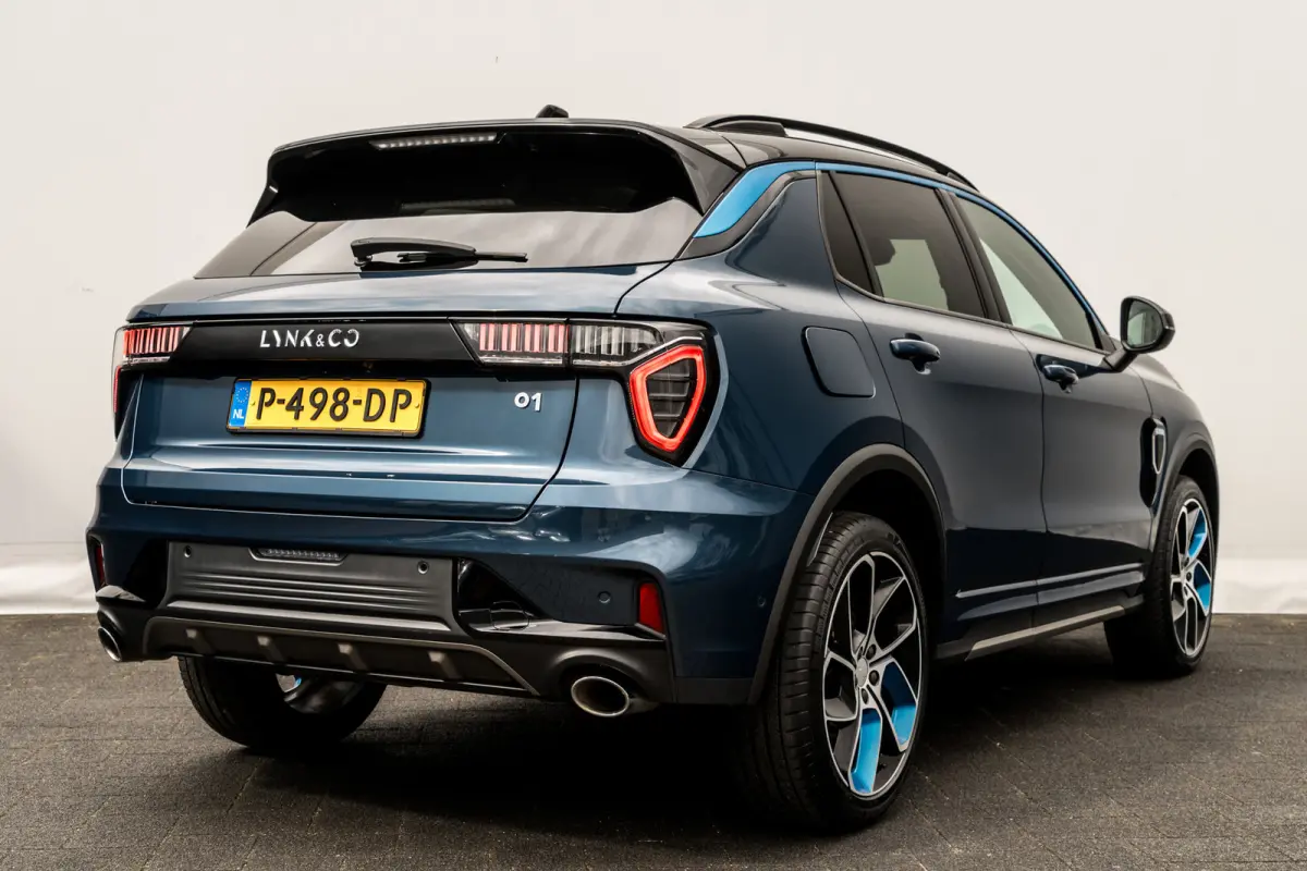 1.5 Plug-in Hybrid 262 Pk I Trekhaak | Panoramadak I Adapt. Cruise | Full Map Navi I Carplay I 20 inch. LMV l 1e eigenaar