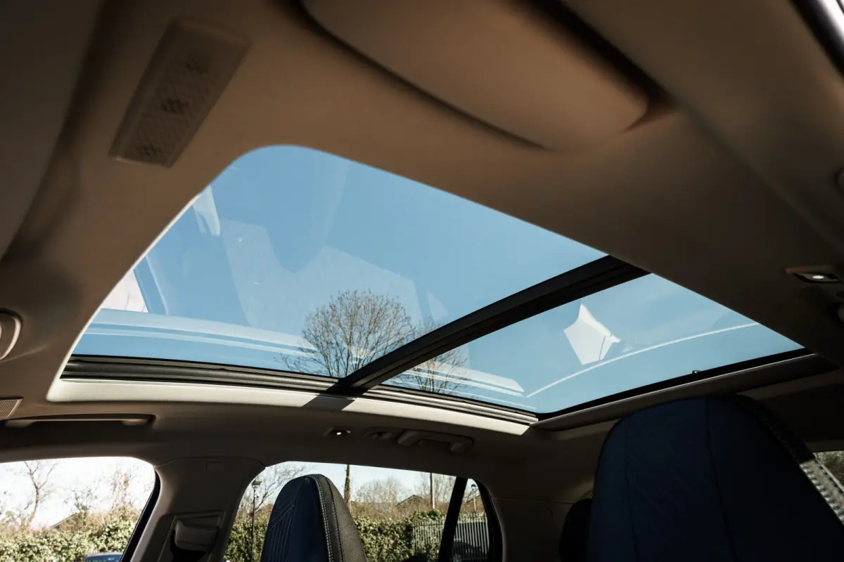 1.5 Plug-in Hybrid 262 Pk I Trekhaak | Panoramadak I Adapt. Cruise | Full Map Navi I Carplay I 20 inch. LMV l 1e eigenaar