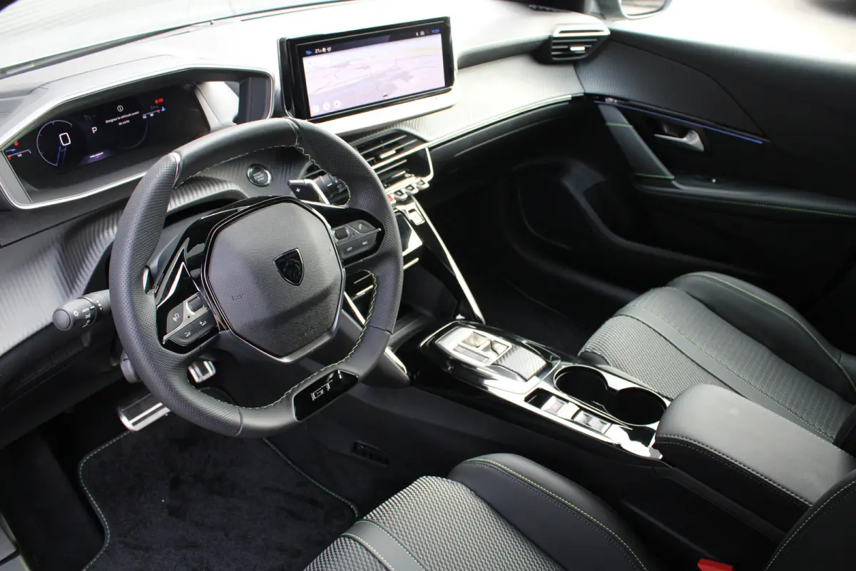 Hybrid 100 e-DCS6 GT | Automaat | Navigatie | Camera | Apple carplay | Mild Hybrid | Cruise Control