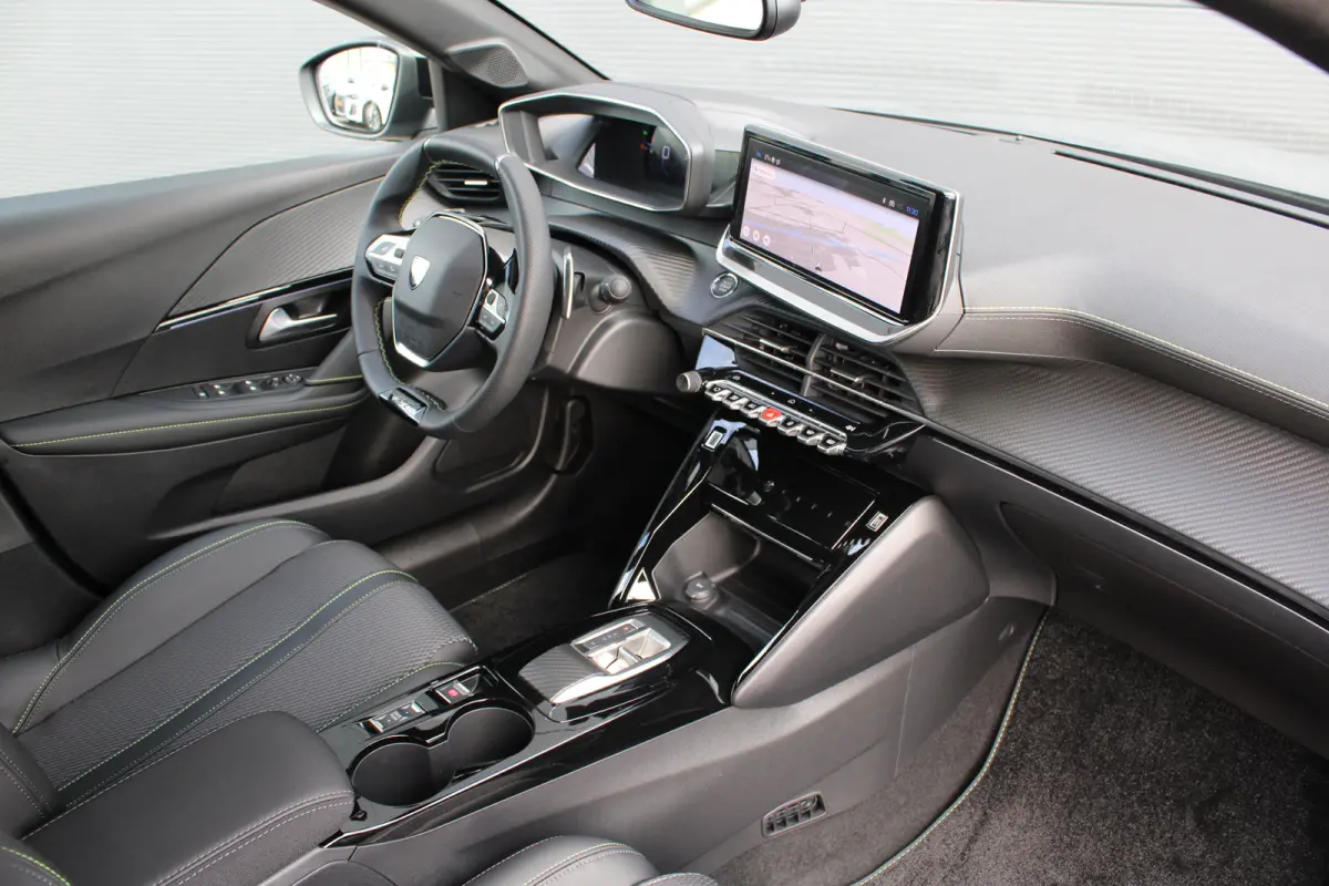 Hybrid 100 e-DCS6 GT | Automaat | Navigatie | Camera | Apple carplay | Mild Hybrid | Cruise Control