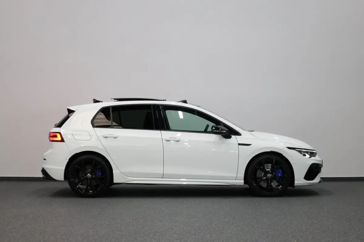 2.0 TSI R 4Motion 320+PK AKRAPOVIC/IQ+LED/VIRTUAL/PANO/ALCANTARA+S.VERWARMING/19"LMV/CAM/LINE/ACC/12 MND GARANTIE!