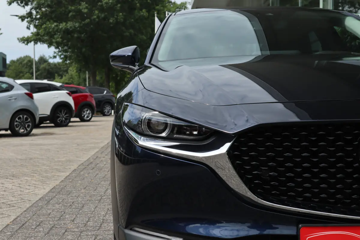 2.0 e-SkyActiv-X M Hybrid Luxury Leer / 360 Camera / Head-Up / Clima / Cruise / Audio