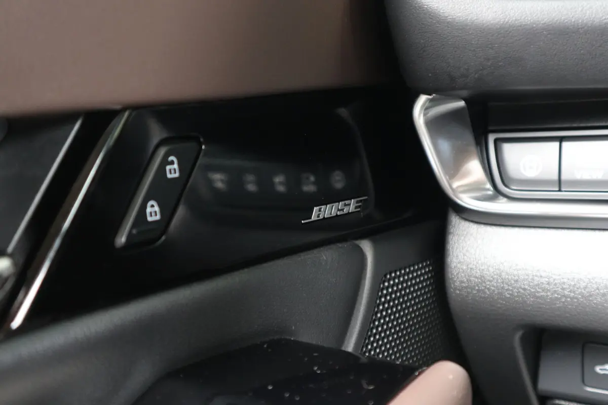 2.0 e-SkyActiv-X M Hybrid Luxury Leer / 360 Camera / Head-Up / Clima / Cruise / Audio
