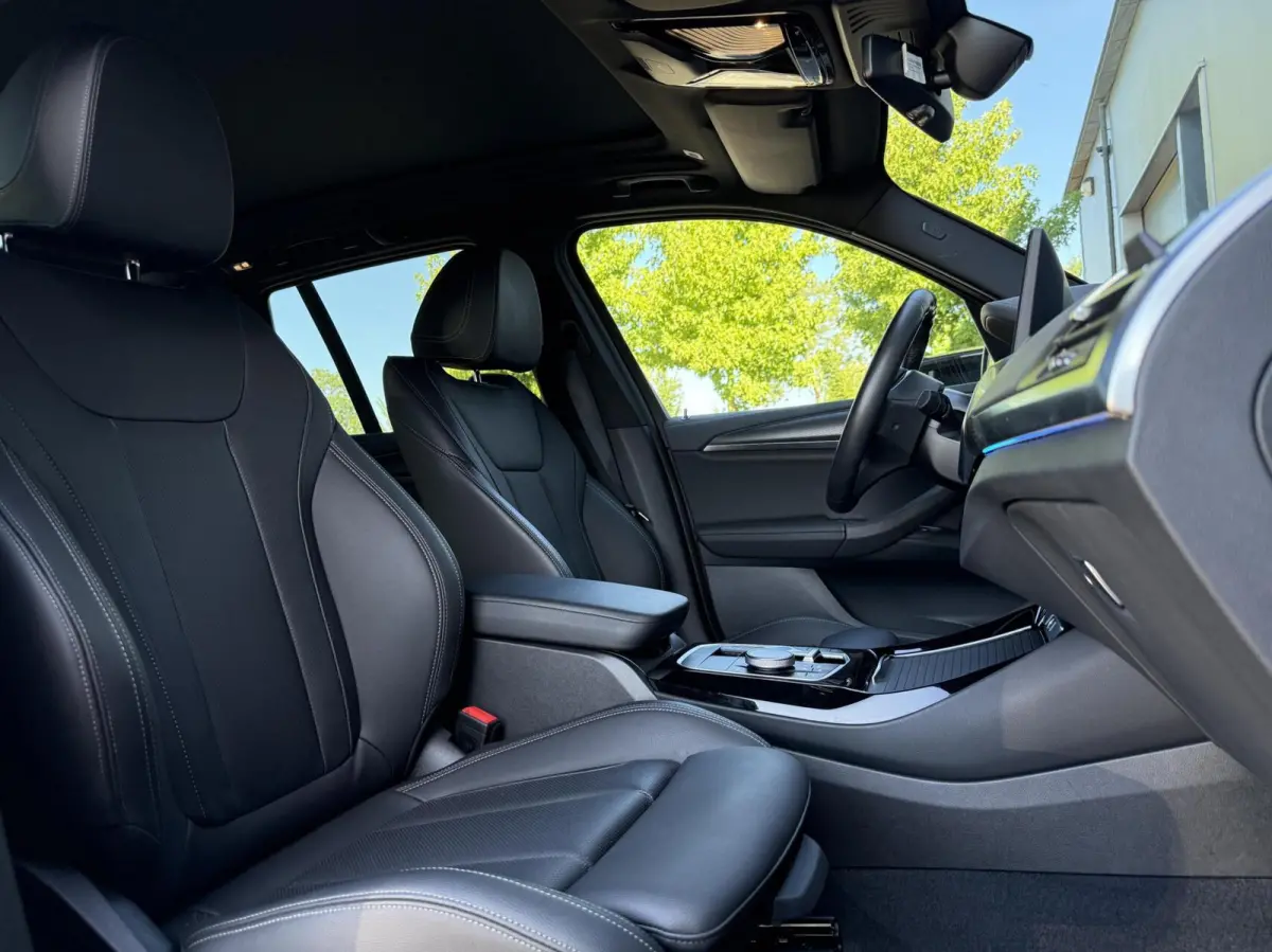 - 80 kWh M-Sport |ACC|Camera|Pano|Memory|95% SOH