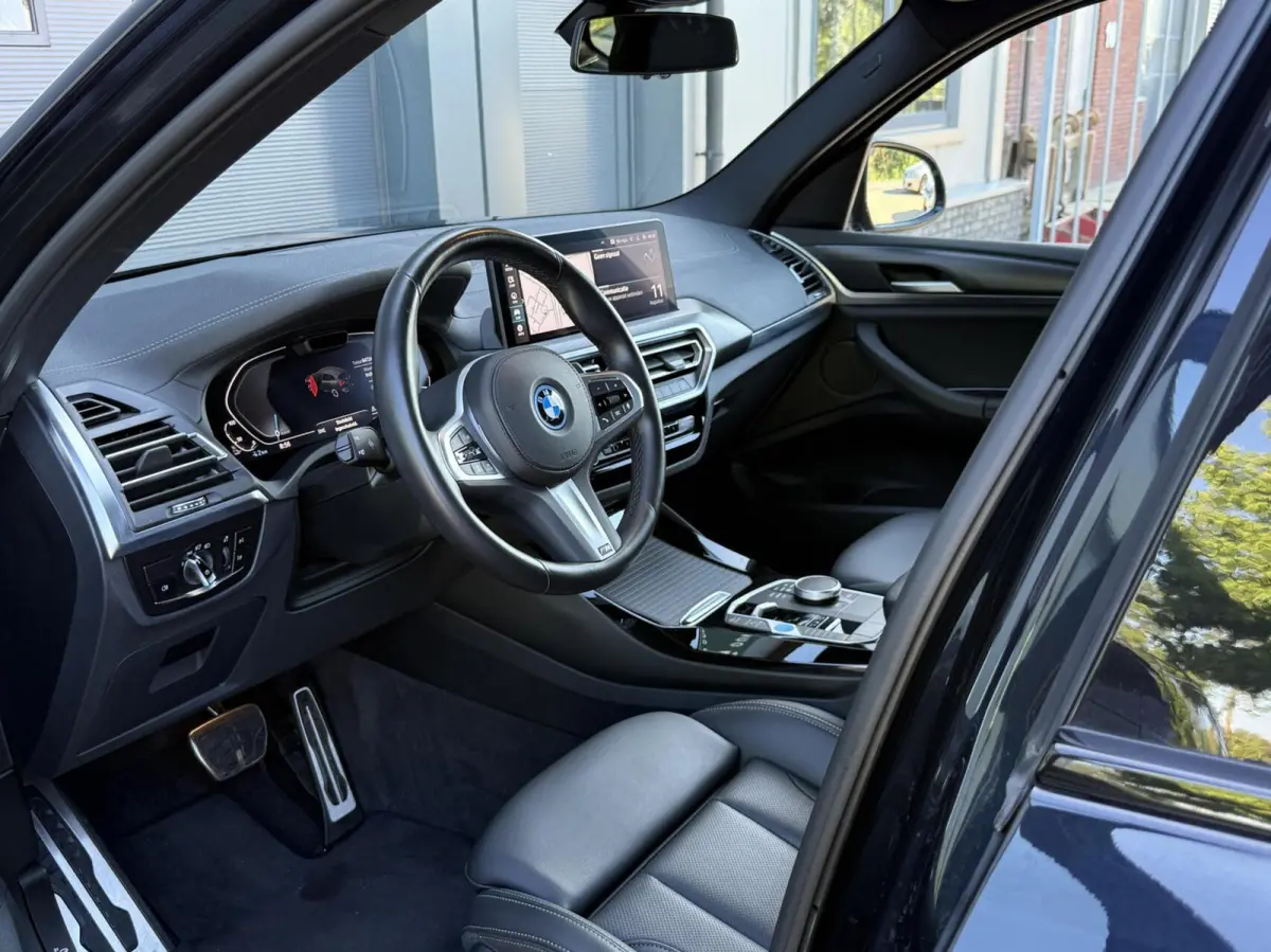 - 80 kWh M-Sport |ACC|Camera|Pano|Memory|95% SOH