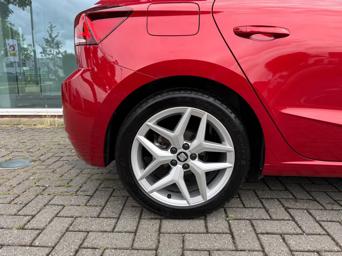 1.0 TSI FR Business Intense - Pano/Schuifdak - Climate - Navi - Org.NL