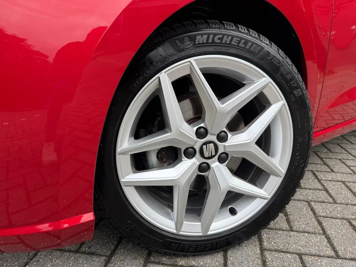 1.0 TSI FR Business Intense - Pano/Schuifdak - Climate - Navi - Org.NL