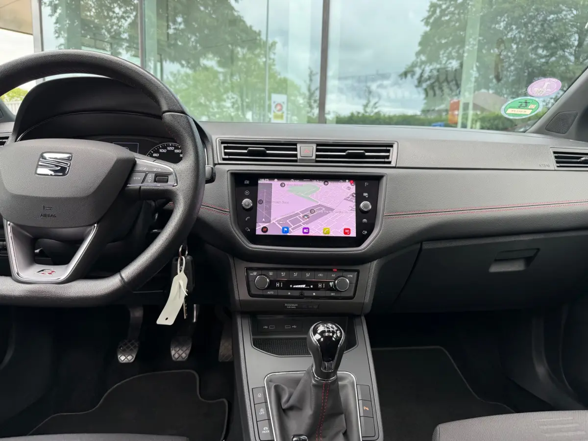 1.0 TSI FR Business Intense - Pano/Schuifdak - Climate - Navi - Org.NL
