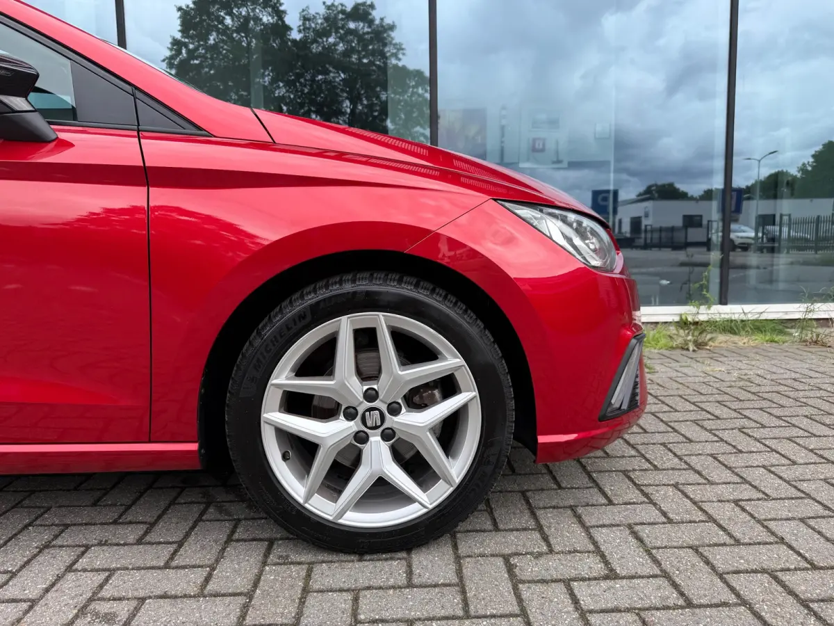 1.0 TSI FR Business Intense - Pano/Schuifdak - Climate - Navi - Org.NL