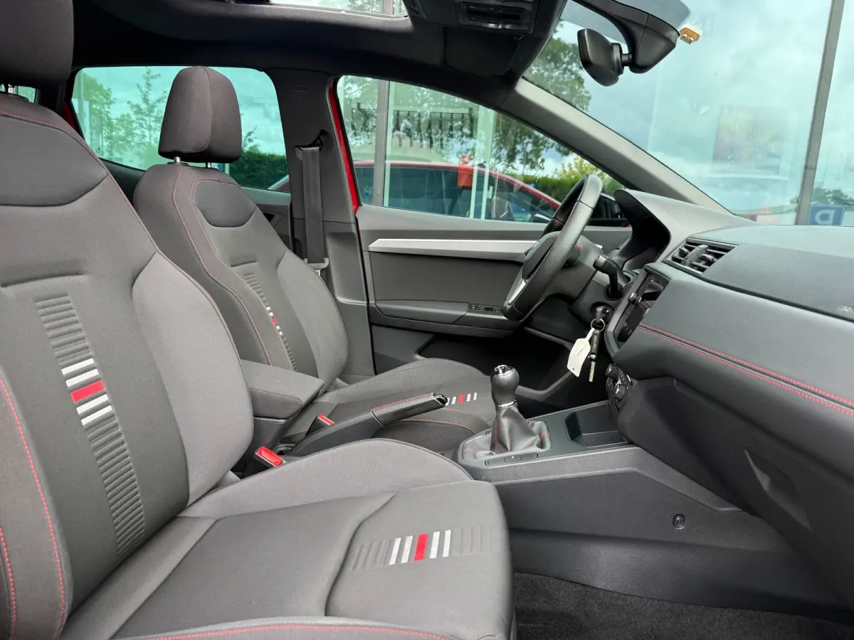 1.0 TSI FR Business Intense - Pano/Schuifdak - Climate - Navi - Org.NL