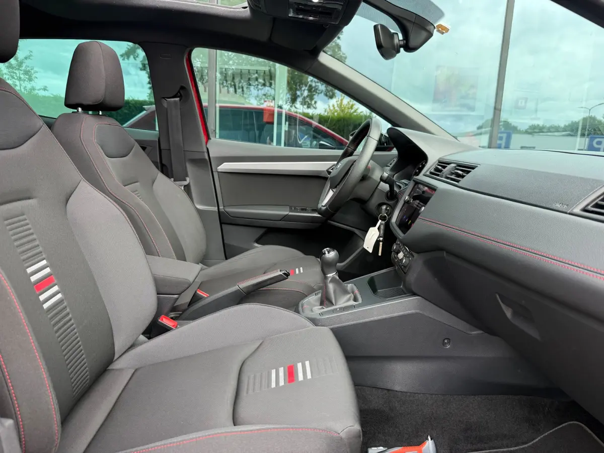 1.0 TSI FR Business Intense - Pano/Schuifdak - Climate - Navi - Org.NL