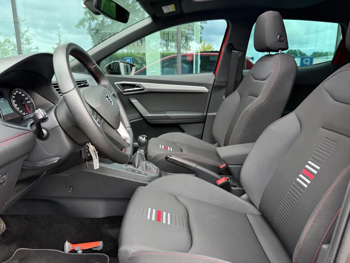 1.0 TSI FR Business Intense - Pano/Schuifdak - Climate - Navi - Org.NL