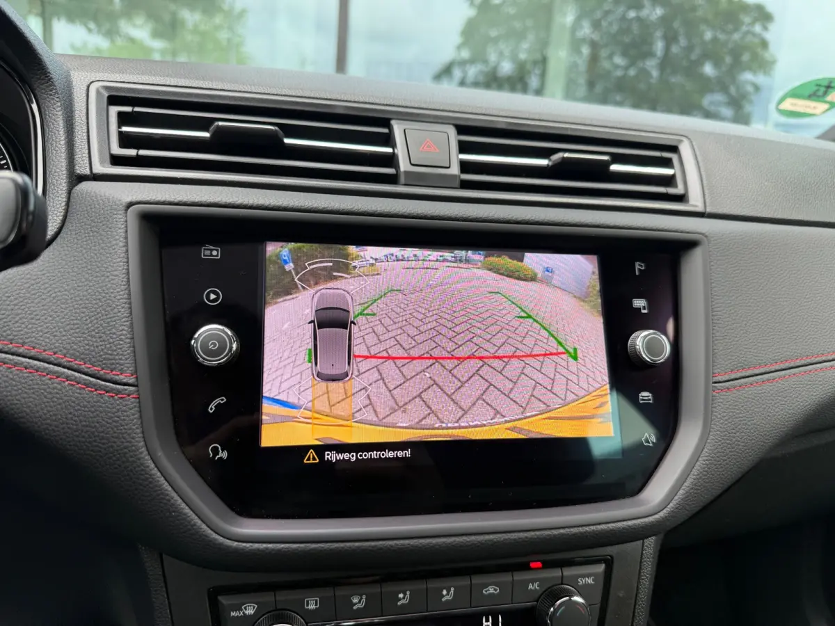 1.0 TSI FR Business Intense - Pano/Schuifdak - Climate - Navi - Org.NL
