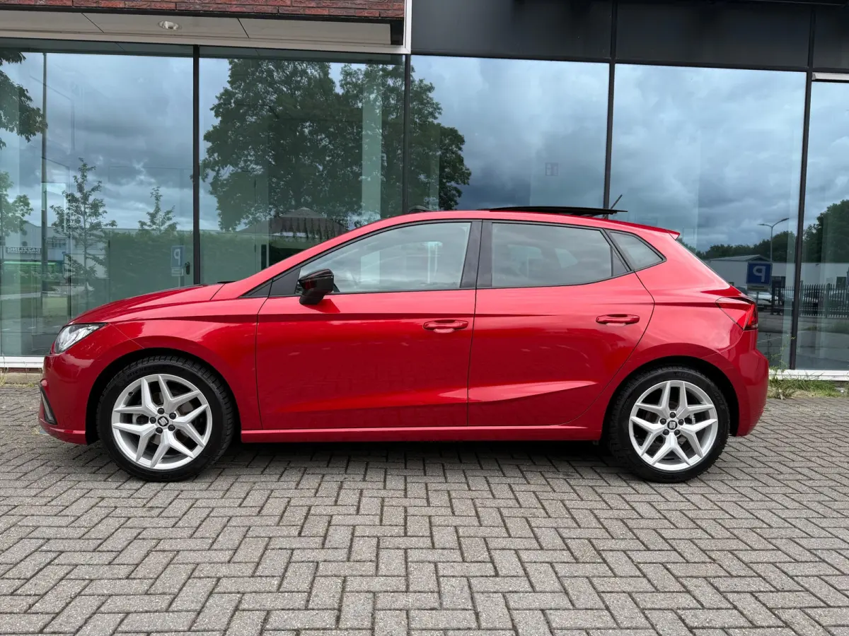 1.0 TSI FR Business Intense - Pano/Schuifdak - Climate - Navi - Org.NL