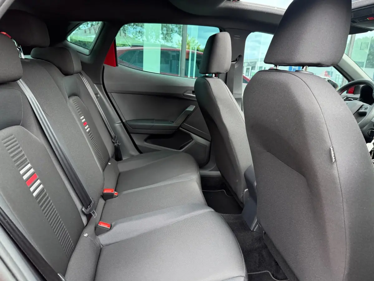 1.0 TSI FR Business Intense - Pano/Schuifdak - Climate - Navi - Org.NL