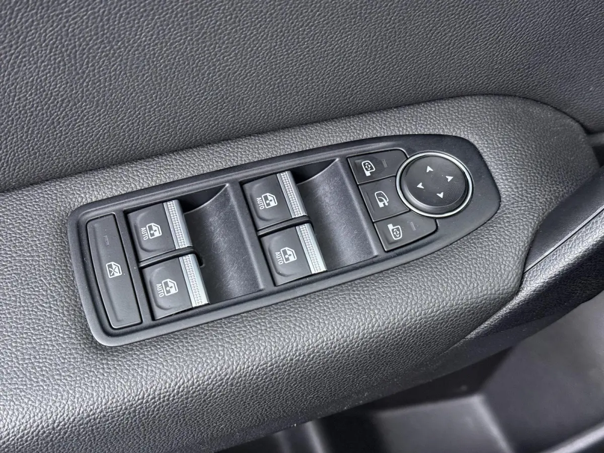 TCe 140 EDC Intens | AUTOMAAT | Trekhaak | Parkeercamera |