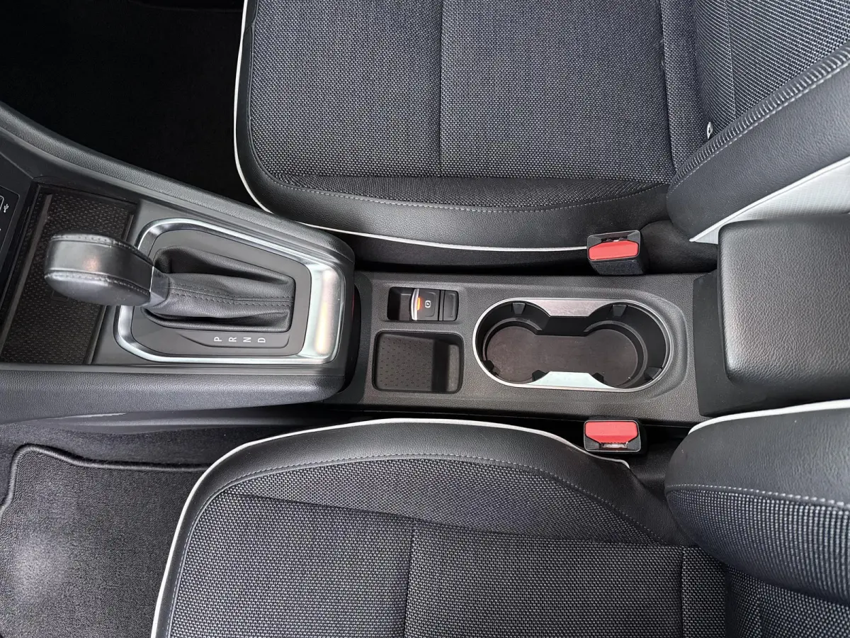TCe 140 EDC Intens | AUTOMAAT | Trekhaak | Parkeercamera |