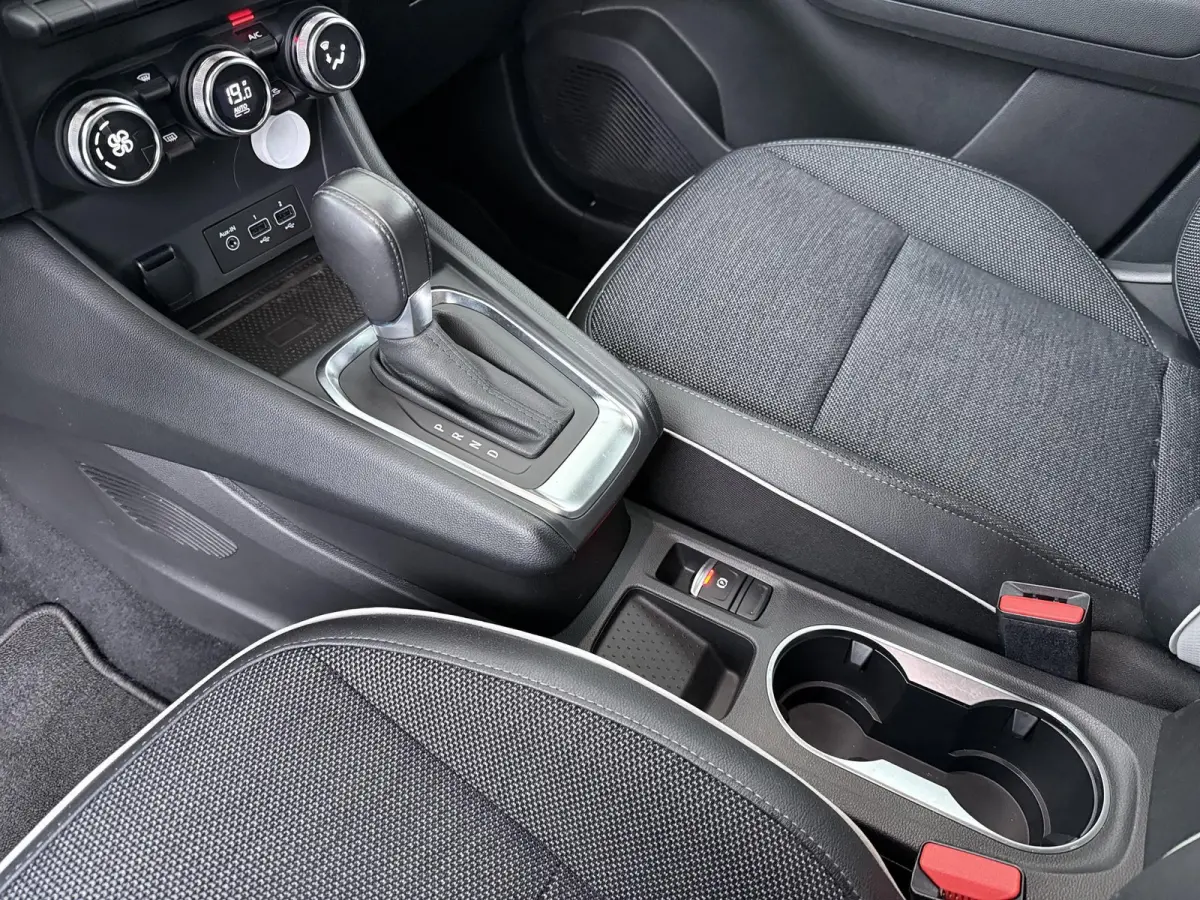TCe 140 EDC Intens | AUTOMAAT | Trekhaak | Parkeercamera |